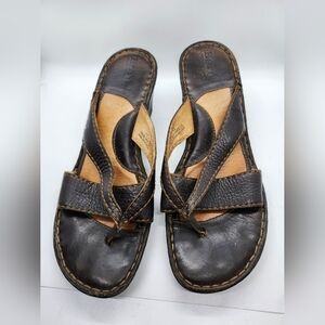 Born Brown Leather Sandals 2.5" Heel Sz 10